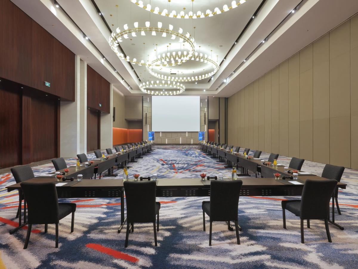 Pullman Bandung Grand Central Экстерьер фото