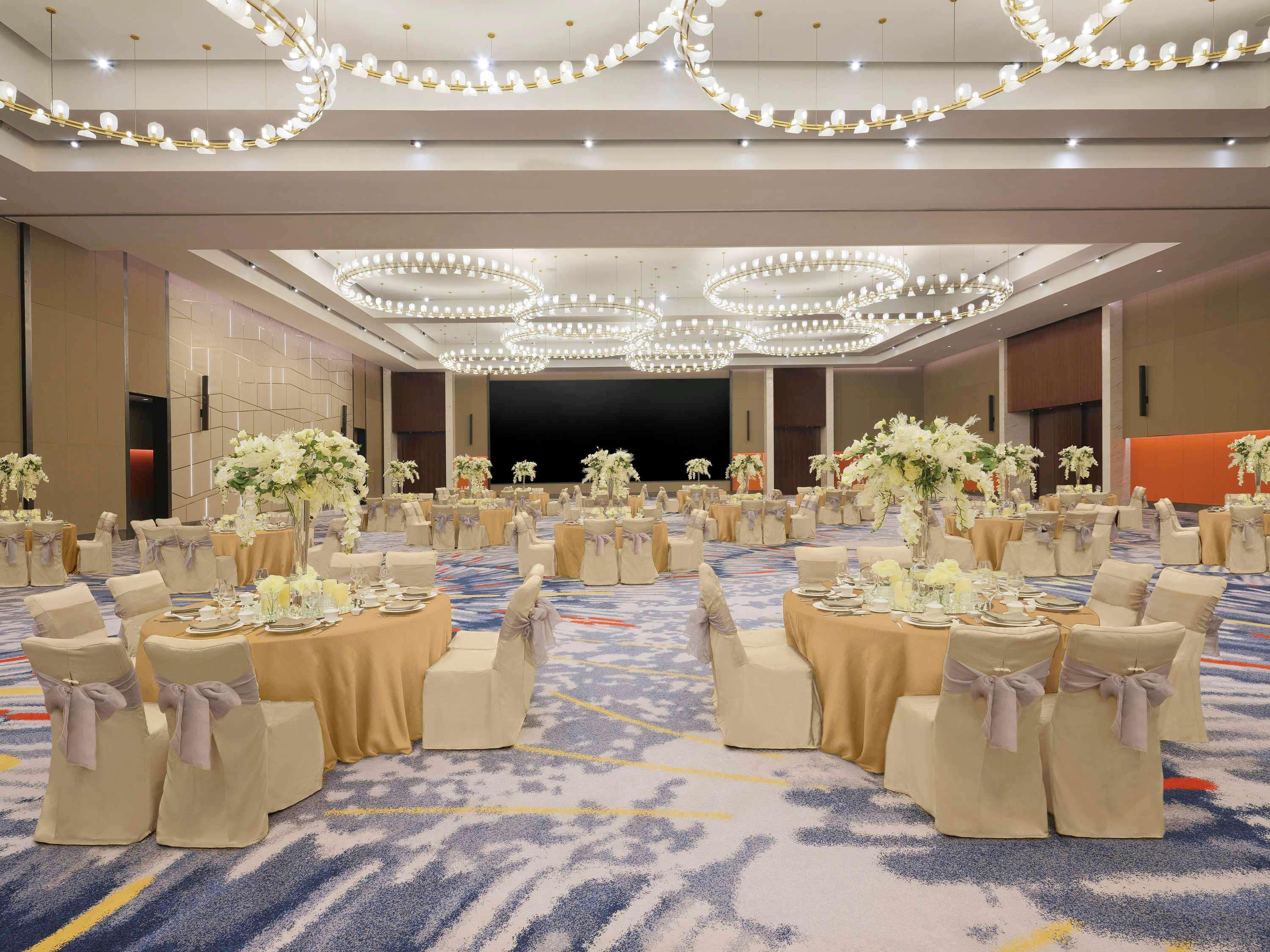 Pullman Bandung Grand Central Экстерьер фото