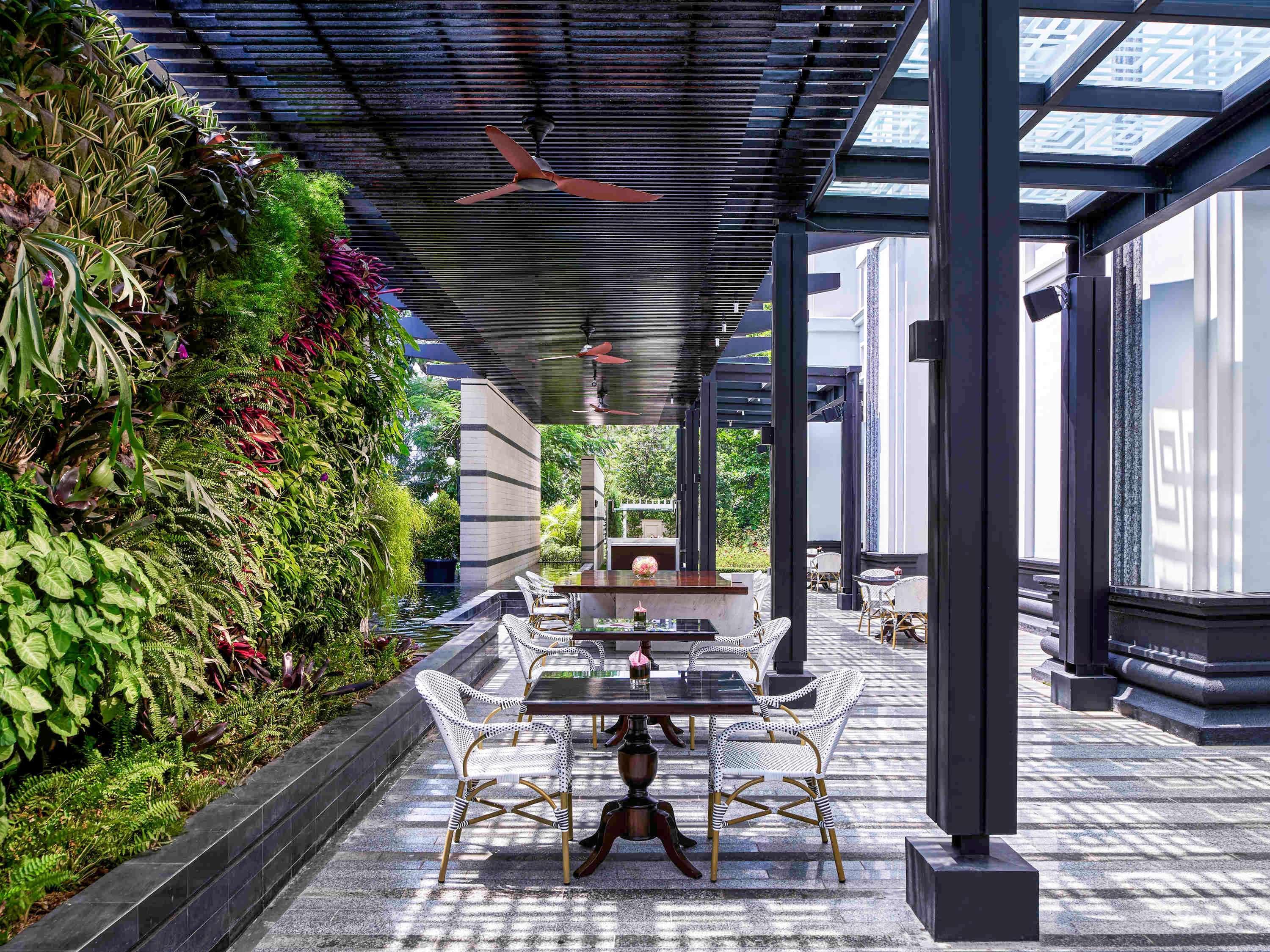 Pullman Bandung Grand Central Экстерьер фото