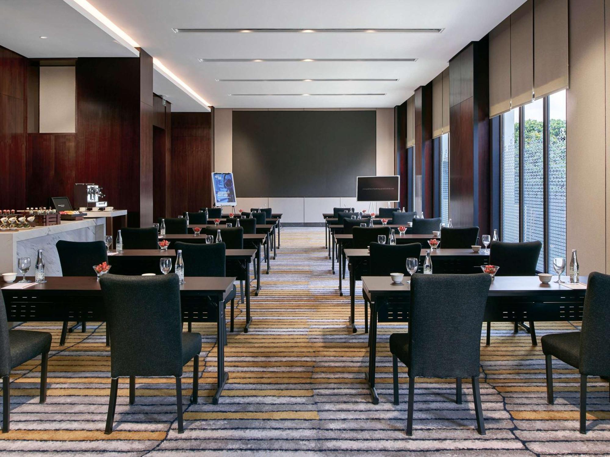 Pullman Bandung Grand Central Экстерьер фото